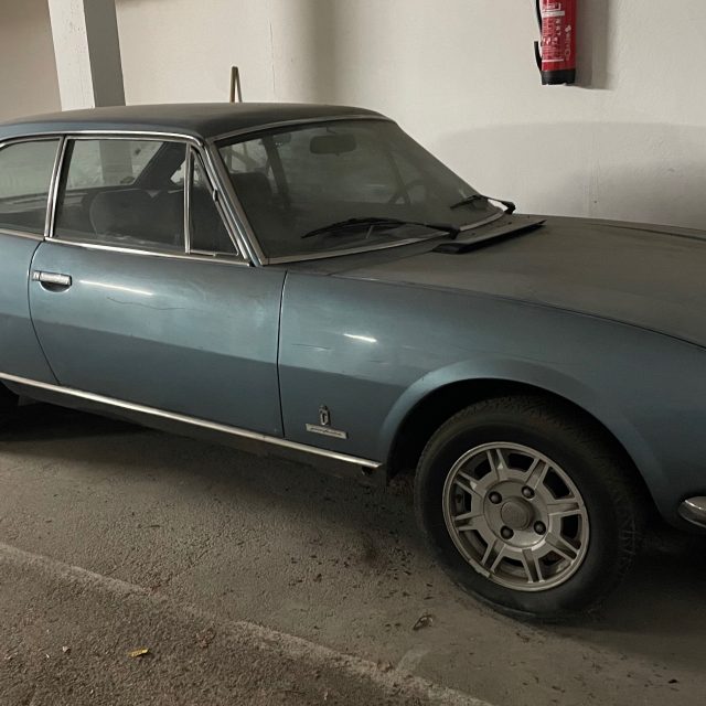 Peugeot 504
